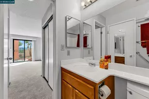 196 Nantucket Ln, Vallejo, CA 94590 - Photo 16