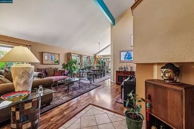 3232 Highpointe Ct, Richmond, CA 94806 - Photo 6