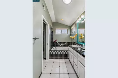 3232 Highpointe Ct, Richmond, CA 94806 - Photo 44
