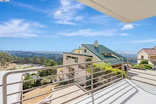 1522 Grand View Dr, Berkeley, CA 94705 - Photo 44