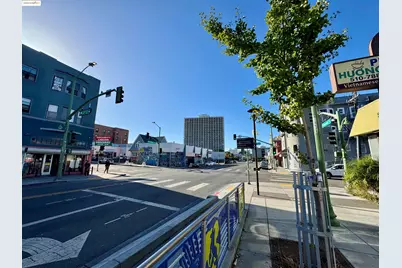 220 International Blvd, Oakland, CA 94606 - Photo 4