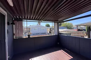 812 W Clover Rd, Tracy, CA 95376 - Photo 8