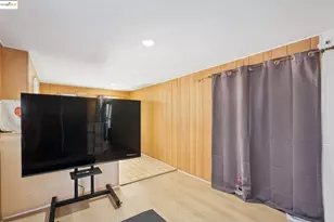 15263 Hesperian Blvd, San Leandro, CA 94578 - Photo 6