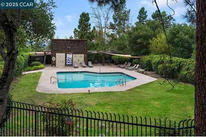 5513 Rothman Ct, Castro Valley, CA 94552 - Photo 34