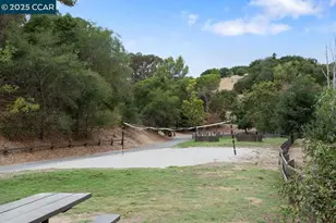 5513 Rothman Ct, Castro Valley, CA 94552 - Photo 46