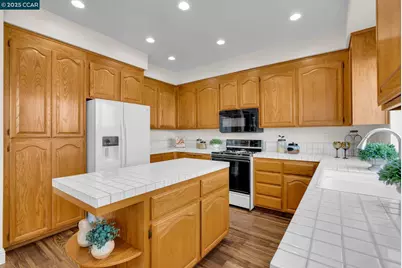 337 Saclan Terrace, Clayton, CA 94517 - Photo 20