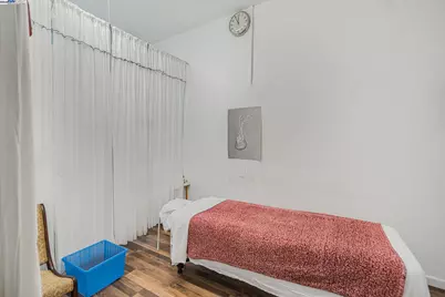 2110 Ashby Ave, Berkeley, CA 94705 - Photo 12