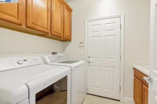 2387 Birdsong Pl, Manteca, CA 95336 - Photo 42