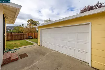 515 Suisun Street, Suisun City, CA 94585 - Photo 32