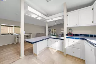 711 Old Canyon Rd, Fremont, CA 94536 - Photo 18