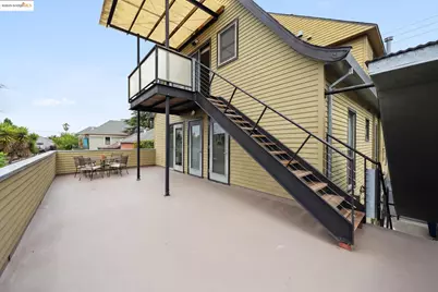 1010 Grayson, Berkeley, CA 94710 - Photo 18