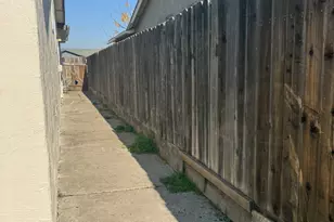 324 Eva Ct, Manteca, CA 95336 - Photo 4