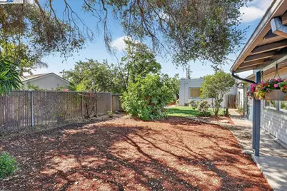 464 Kenilworth Ave, San Leandro, CA 94577 - Photo 30
