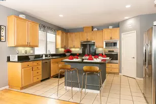 7064 Alder Creek Rd, Vallejo, CA 94591 - Photo 10