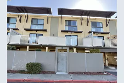 1102 Admiralty Ln, Foster City, CA 94404 - Photo 1