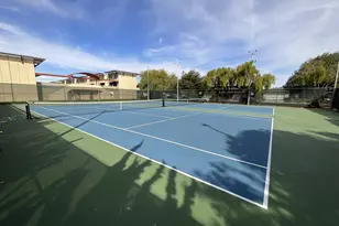 1102 Admiralty Ln, Foster City, CA 94404 - Photo 24