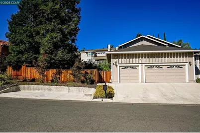 1075 Irwin Court, Concord, CA 94518 - Photo 4