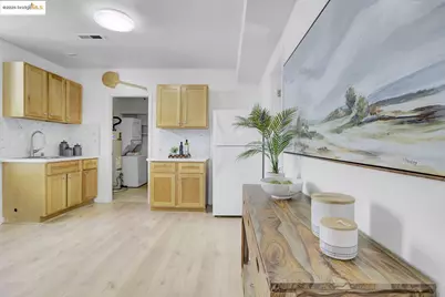 3830 Clarke St, Oakland, CA 94609 - Photo 20