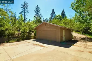 9687 Manzanita Way, Coulterville, CA 95311 - Photo 28