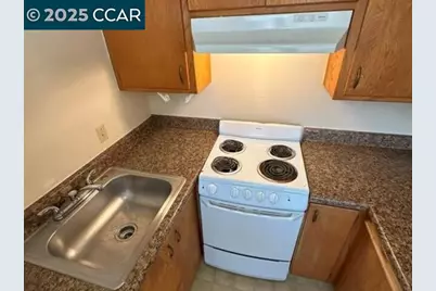 15609 Ronda St, San Lorenzo, CA 94580 - Photo 10