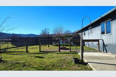 18745 Spyglass Road, Hidden Valley Lake, CA 95467 - Photo 16