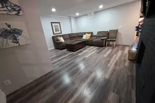 6980 Riverside Blvd, Sacramento, CA 95831 - Photo 4