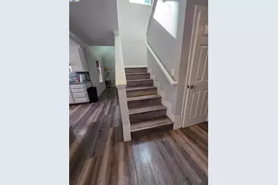 6980 Riverside Blvd, Sacramento, CA 95831 - Photo 8