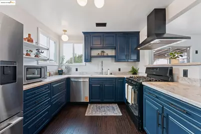 2425 Humphrey Ave, Richmond, CA 94804 - Photo 22
