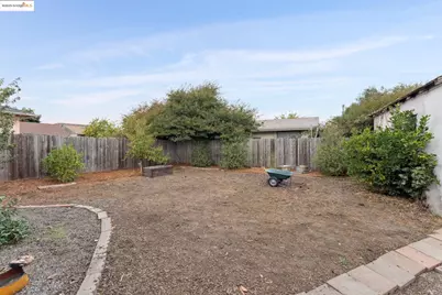 2425 Humphrey Ave, Richmond, CA 94804 - Photo 48