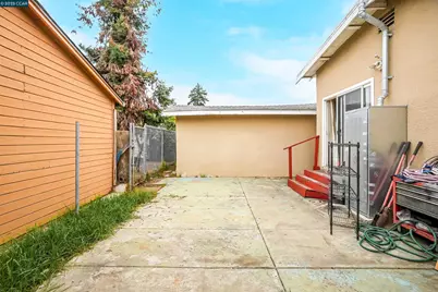 1433 87th Ave, Oakland, CA 94621 - Photo 30