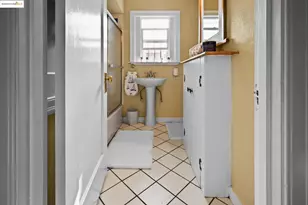 2527 84th Ave, Oakland, CA 94605 - Photo 12