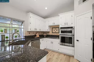 101 Silver Eagle Way, Vacaville, CA 95688 - Photo 12