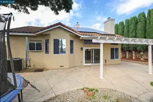 101 Silver Eagle Way, Vacaville, CA 95688 - Photo 28