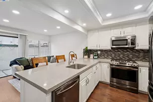 510 Lagunaria Ln, Alameda, CA 94502 - Photo 8