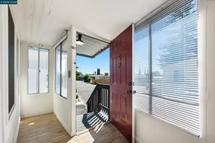 32 Galloway Dr, Concord, CA 94518 - Photo 6