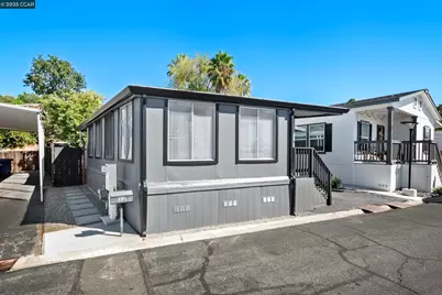 32 Galloway Dr. #32, Concord, CA 94518 - Photo 4