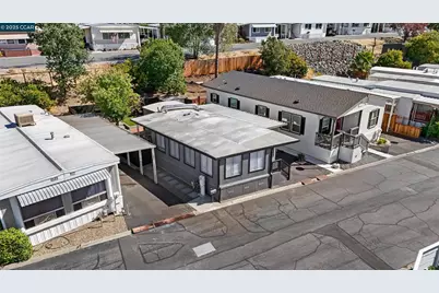 32 Galloway Dr. #32, Concord, CA 94518 - Photo 44