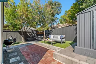 32 Galloway Dr, Concord, CA 94518 - Photo 40