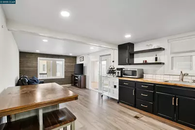 32 Galloway Dr. #32, Concord, CA 94518 - Photo 14