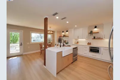 1732 Oakmont Drive #8, Walnut Creek, CA 94595 - Photo 8