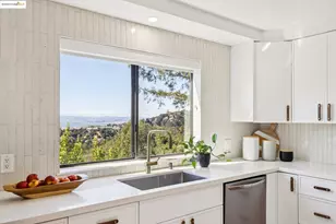 17032 Broadway Terrace, Oakland, CA 94611 - Photo 24