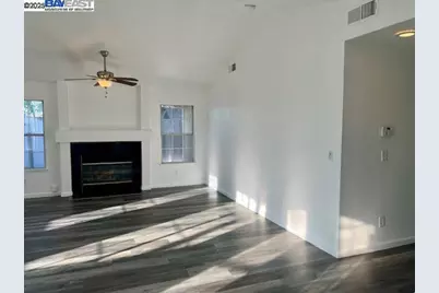 1201 Xandria Drive, Sacramento, CA 95838 - Photo 8