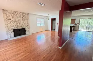 1988 Calaveras Dr, Pittsburg, CA 94565 - Photo 6