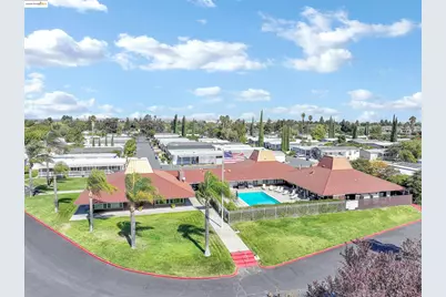 232 Queens Way, Pittsburg, CA 94565 - Photo 32