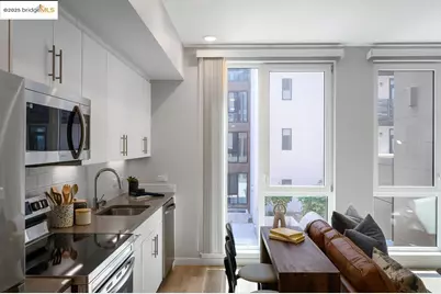 260 Brooklyn Basin Way #550, Oakland, CA 94606 - Photo 8