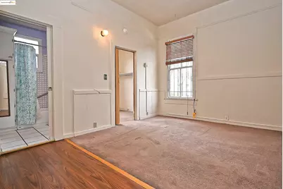 672 33rd St, Oakland, CA 94609 - Photo 16