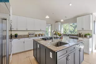 4 Berrybrook Hollow, Orinda, CA 94563 - Photo 10