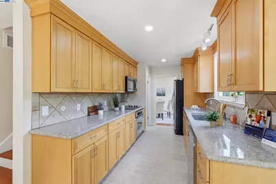 42293 Camino Santa Barbara, Fremont, CA 94539 - Photo 12