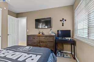 60 South St, Tracy, CA 95376 - Photo 22