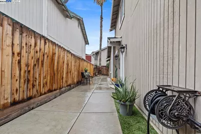 60 South St, Tracy, CA 95376 - Photo 40